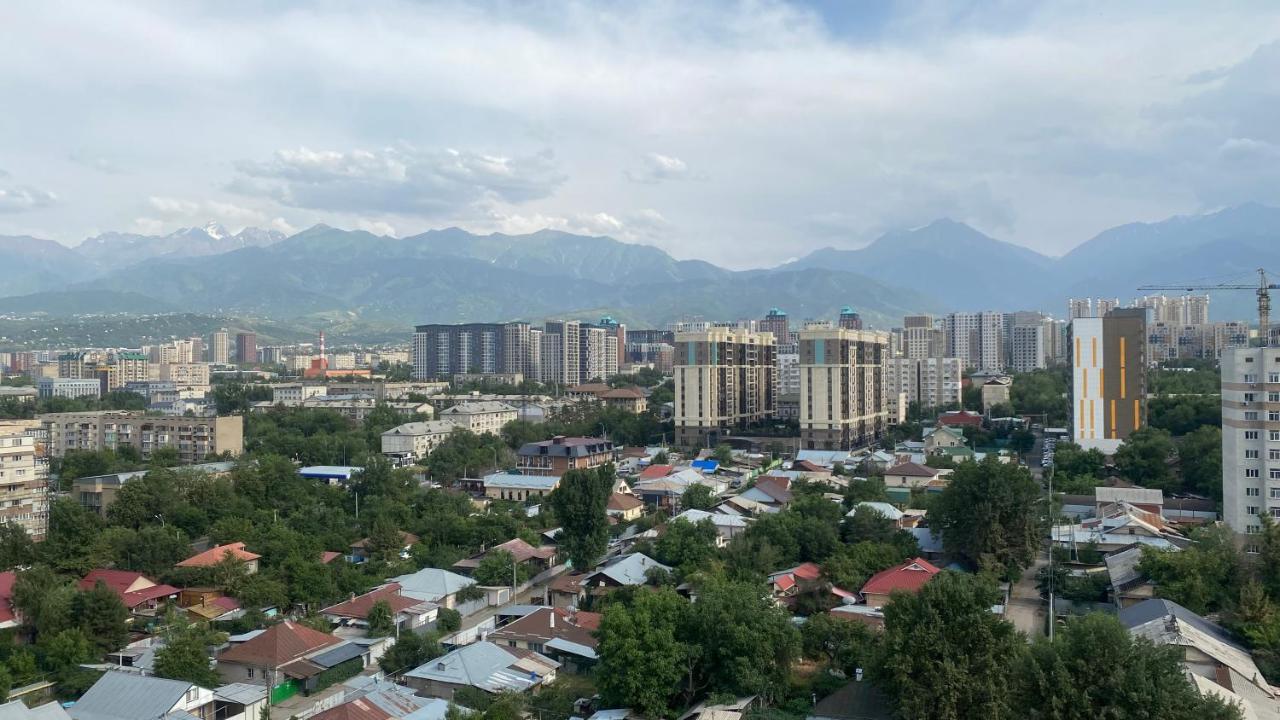 Heaven Apartment Mountain View Almaty Extérieur photo